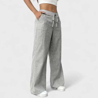 Dominique - Comfortable wide trousers with elegant details