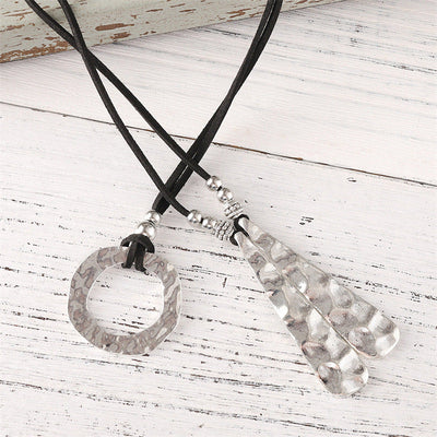 Yara – Modern Necklace